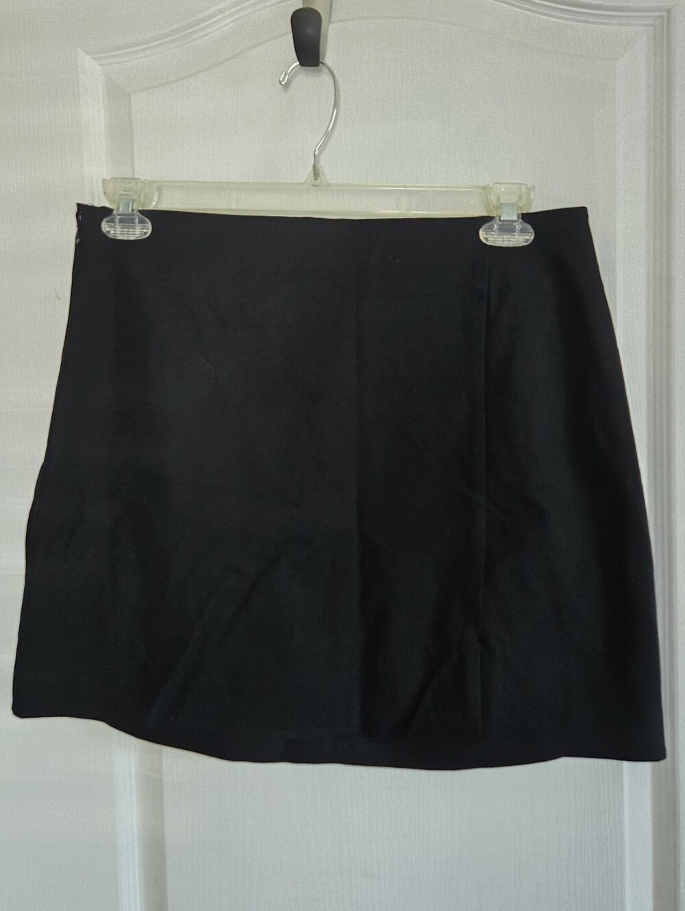 Old Navy Size Large Mini Short Skirt Black Zipper